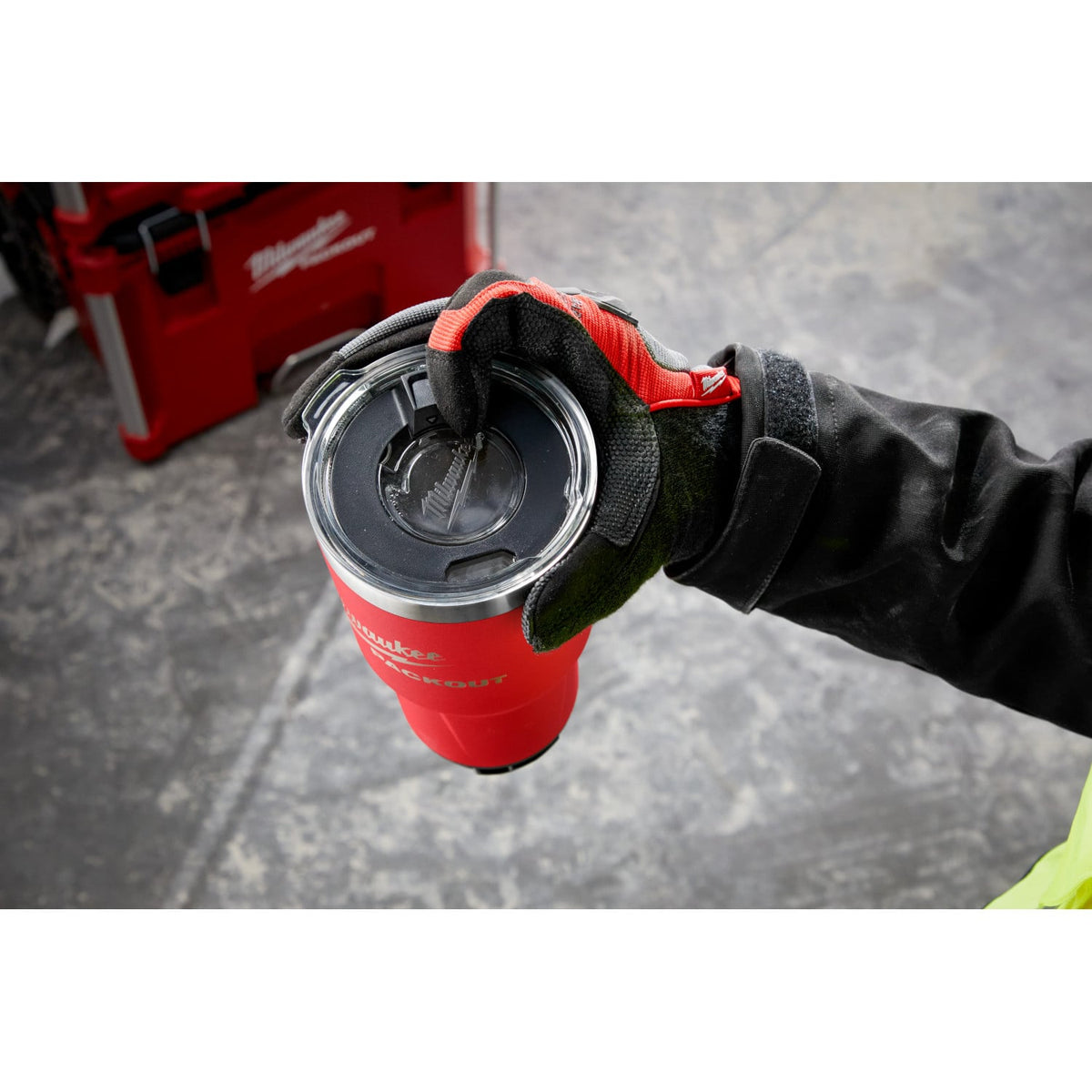 Vaso termo de 880ml rojo (30oz) PACKOUT™ Milwaukee 48-82-8393R
