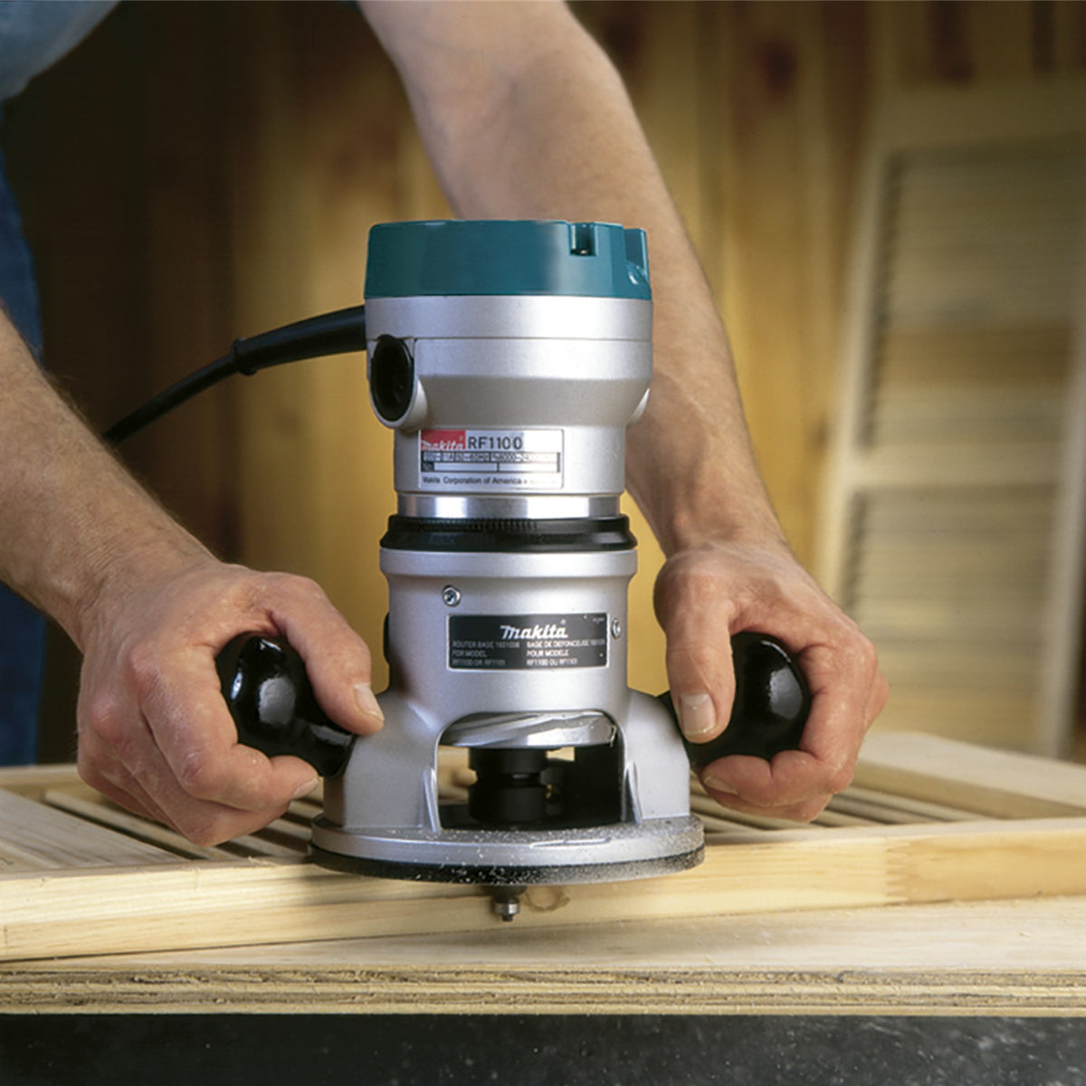 Router para Madera de 1/2” 1,100W Makita RF1100