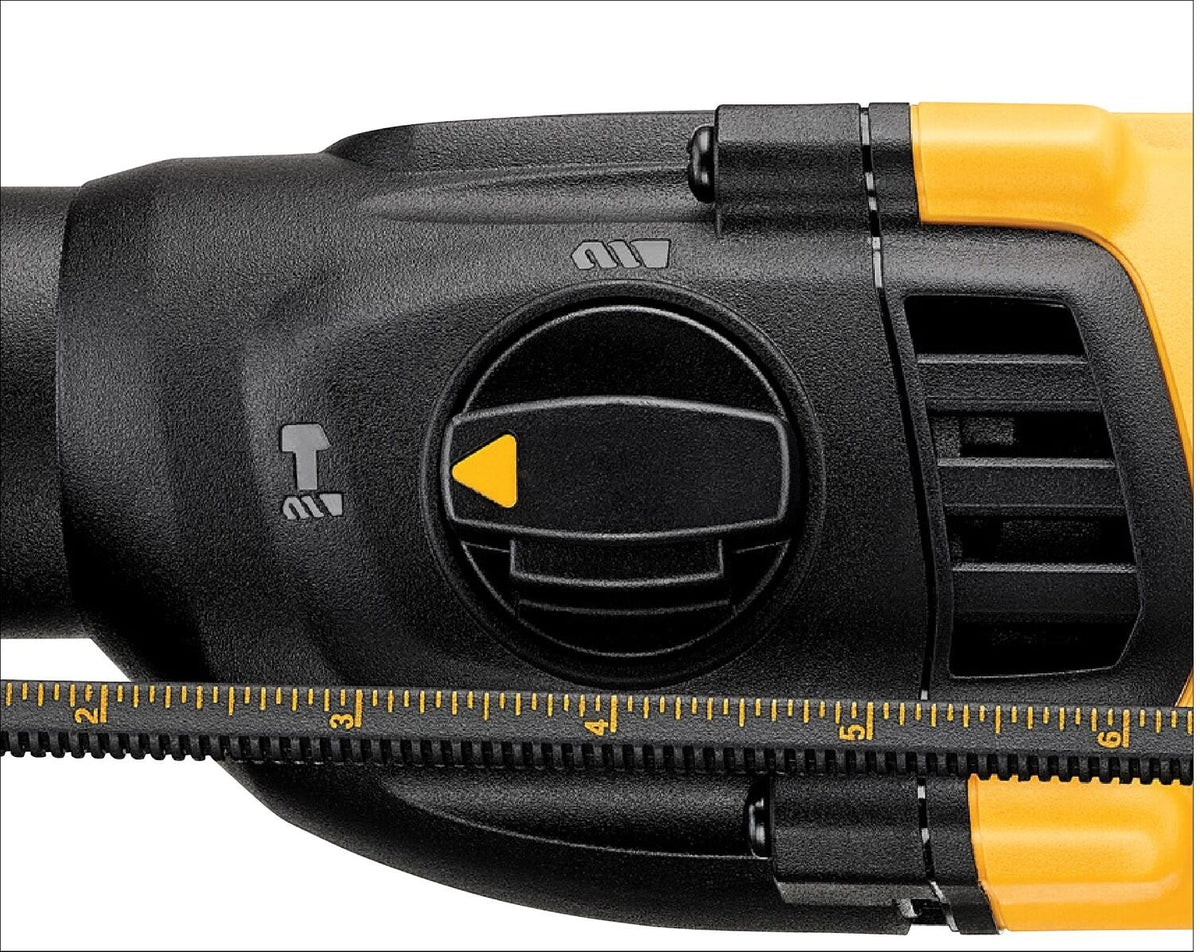 Rotomartillo SDS-PLUS 1" 800W Mango "D" DEWALT D25260K-B3