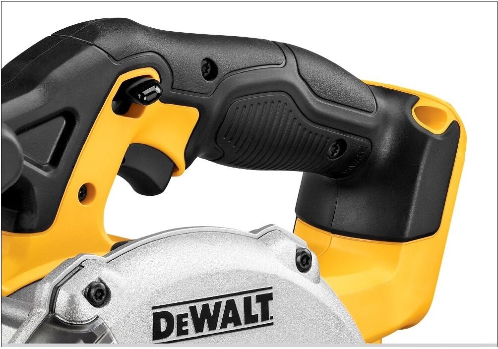 Sierra Circular Para Metal Inalámbrica de 5½" 20V Sin Batería DEWALT DCS373B